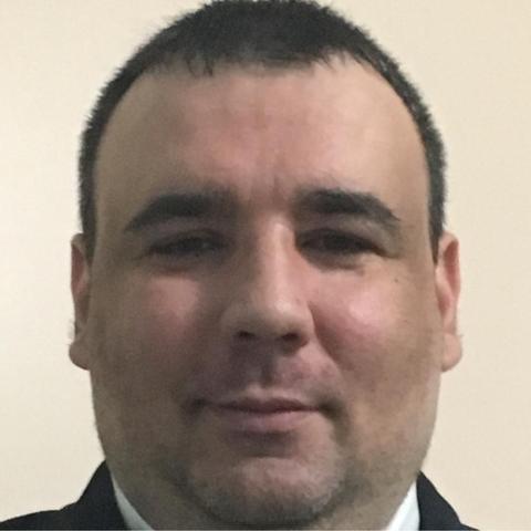 PROFESSORE IMPARTISCE LEZIONI III, IV, V ANNO DI ECONOMIA AZIENDALE