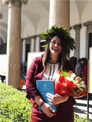 Studentessa laureata in Scienze della Comunicazione offre ripetizioni e aiuto compiti
