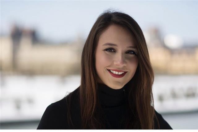 Notaire stagiaire propose des cours en droit civil, immobilier et pénal