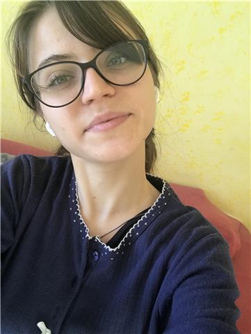Laureata in lingue e madrelingua di russo, offro ripetizioni sia di russo a parlanti italiani che di italiano ai parlanti russi