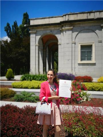 Licenciada en biología y profesora de ciencias