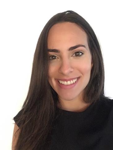 English teacher based in Madrid for kindergarten and primary school kids