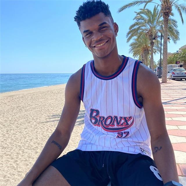 Soy un estudiante de educación primaria con nivel de inglés b2