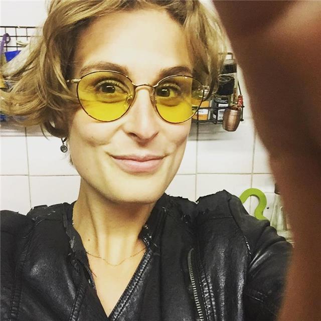Laureata indirizzo fisico
