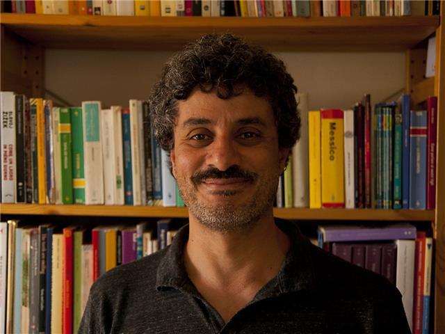 Madrelingua arabo offre lezione di lingua araba, storia e sociologia