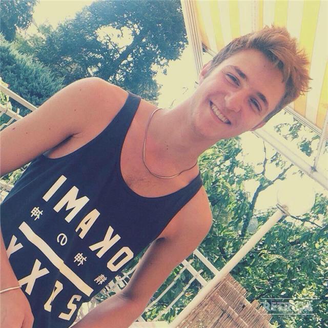 Laureando in economia da ripetizioni di inglese, per qualsiasi info aggiuntiva chiamarmi!