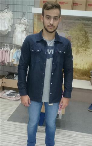 Hola, me llamo pablo y soy opositor. tengo 21 años y bachillerato científico. mi fuerte es la historia e inglés bachillerato y demás asignaturas eso