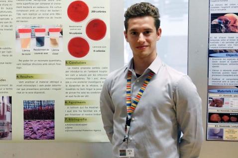 Graduado en bioquímica ofrece clases particulares en horario post-escolar y vacacional