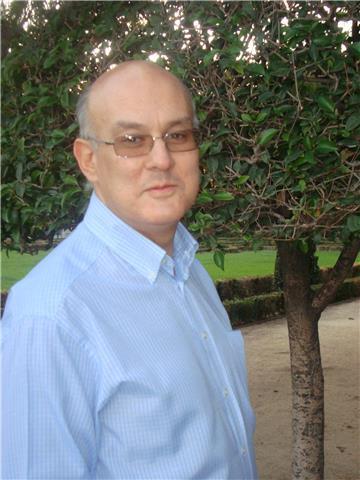 Doy clases económicas de alemán y de español para extranjeros. especializado en adultos y preparación de los exámenes oficiales