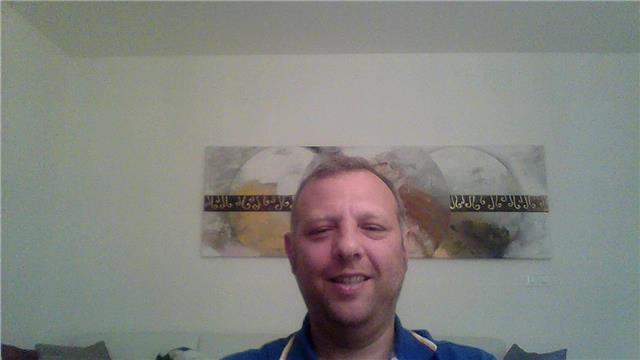 Insegnante diritto ed economia e management per istituti tecnici offre lezioni private zona Veneto/FVG, oppure on-line.
I am fluent in english, too