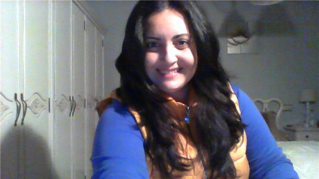 Hola, doy clases de inglés para diferentes niveles y diferentes ritmos de forma adaptada y económica. os espero, éxito garantizado!