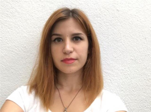 Doy clases de inglés para ayudar a mejorar el nivel (en especial de conversación) o también de apoyo para alumnos de Bachillerato/ESO
