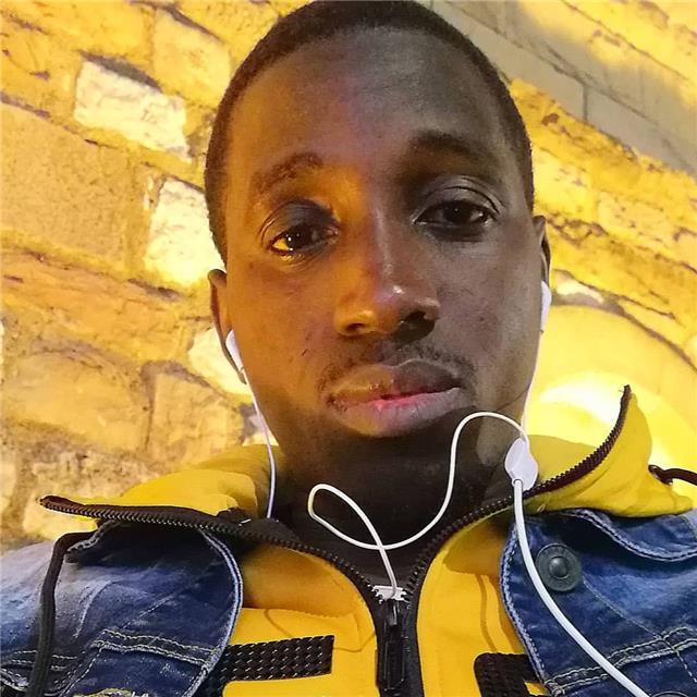 Soy estudiante en el departamento de francés. s