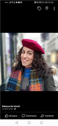RAGAZZA PROSSIMA ALLA LAUREA IN LETTERE OFFRE RIPETIZIONI O AIUTO COMPITI DI:
GRECO 
LATINO
INGLESE
FRANCESE
MATERIE SCIENTIFICHE