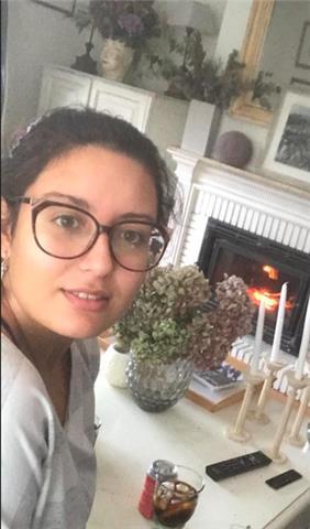 Professeur native et certifiée avec plus de cinq ans d'experience