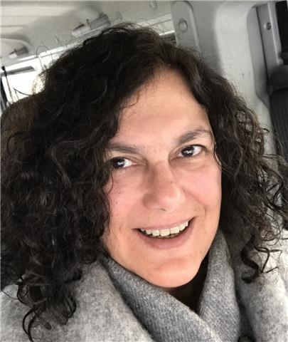 Laureata in Filologia Classica, attualmente svolgo un dottorato di ricerca in Literary and Historical Science in the digital age presso l'Università di Cassino e del Lazio Meridionale. Ho una grande esperienza di ripetizioni e lezioni on line su tutte le 