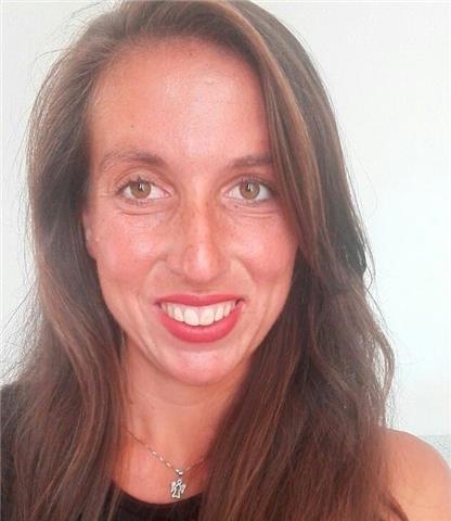 Doy clase de lengua española, francesa, italiana, latina y griega antigua