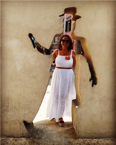 Insegnante di sostegno plurispecializzata per scuola primaria, infanzia e secondaria di secondo grado offre lezioni private in materie umanistiche e scientifiche anche per alunni con dsa