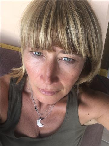 Maestra di piano e canto