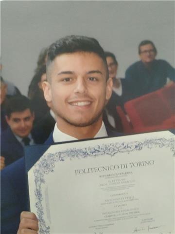 Laurendo in Ingegneria nucleare al politecnico di Torino