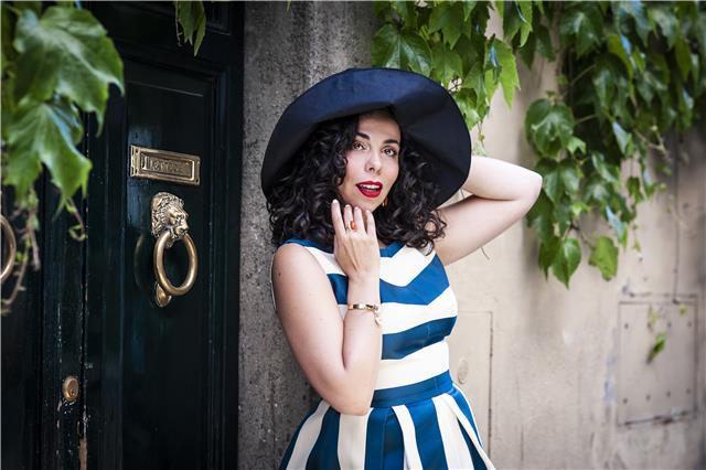 Attrice e speaker professionista offre lezioni di dizione e public speaking