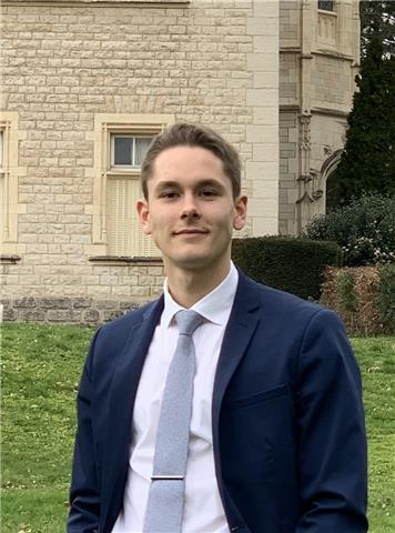 Etudiant en Bachelor International donne des cours d'anglais