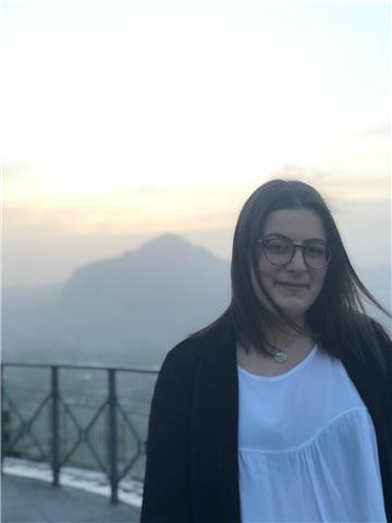 Offro lezioni di inglese, spagnolo e italiano. Sia grammatica che letteratura