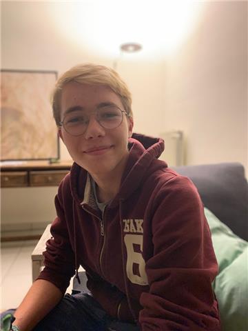 Étudiant ingénieur civil, cour de math et physique (Louvain-la-Neuve)