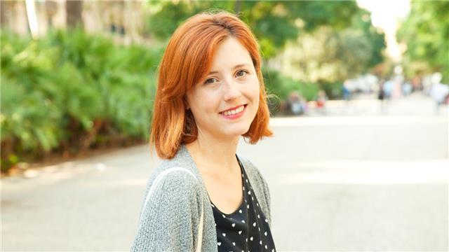 Native English teacher, Cambridge-certified. Conversational English, Cambridge exam preparation and school support