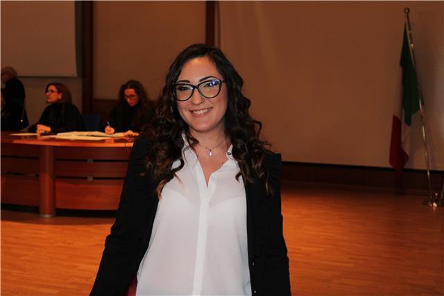Insegnate di Diritto laureata in giurisprudenza- da lezioni online