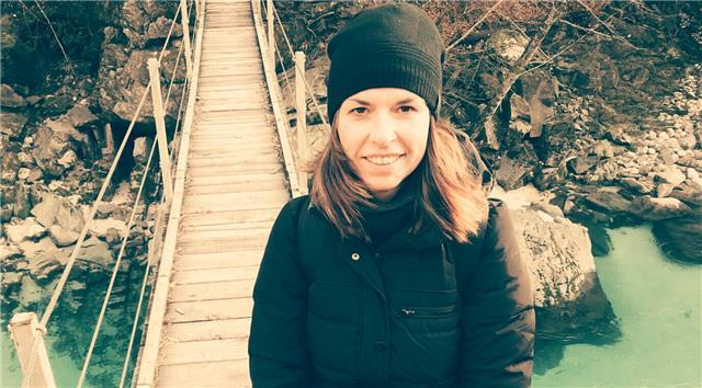 Sevilla provincia profesora nativa de ingles y frances online ana canada