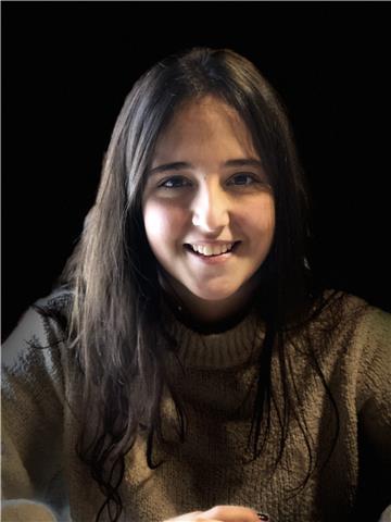 Imparto clases particulares económicas a estudiantes que estén cursando primaria o ESO