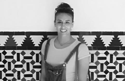 Sono una studentessa di infermieristica 21anni presso l'università di torino. ho studiato al liceo linguistico e sono in possesso della certificazione dele b2 di spagnolo