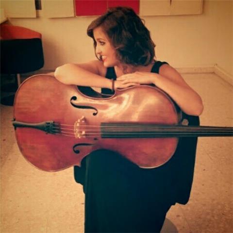 Profesora de canto, violonchelo y lenguaje musical