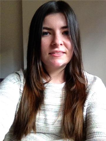 Native Spanish teacher passionate about sharing my language and culture!