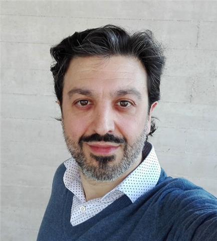 Estudié arquitectura y llevo años enseñando matemáticas para que seas autónomo, y entiendas lo que haces