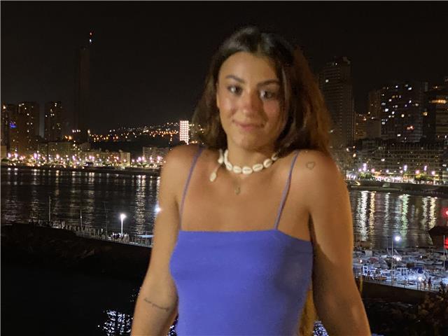 Estudiante de tercero de administración y dirección de empresas, capaz de impartir cualquier asignatura