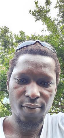 Doy clases particulares de ingles y de arte en ingles en mi galeria sita en gernika. actualmente tengo 4 grupos de edades comprendidas entre 5 y 12 añ