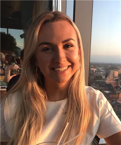 Experienced and FUN English teacher from the UK!