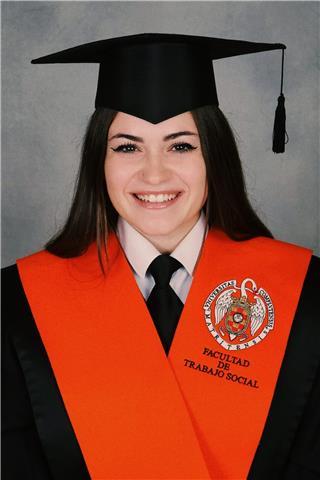 Ofrezco clases particulares de Lengua Castellana y Ciencias Sociales. Me encanta enseñar y sobre todo aprender de mis alumnos. Educación Primaria
