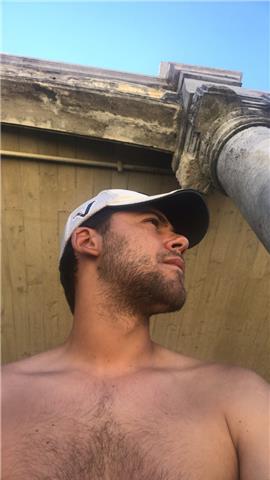 Doy clases de cualquier asignatura para estudiantes de primaria y eso