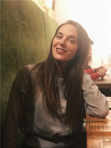 Profesora económica de italiano