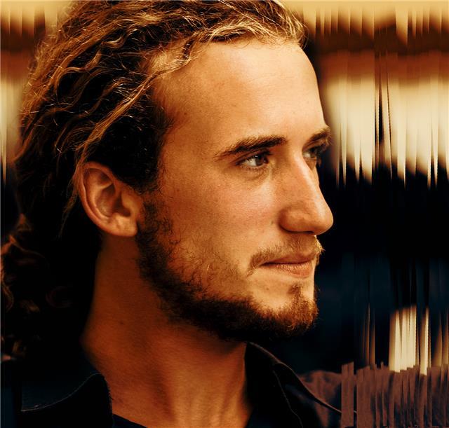 Encantado de ayudarte a comprender after effect, premiere, photoshop o el intuitivo davinci resolve, para que puedas usarlos como