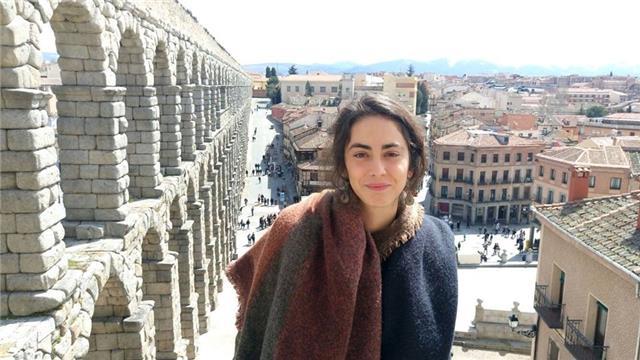 Profesora de ciencias en un colegio (mates y fyq) imparte clases particulares a primer ciclo de secundaria