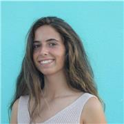 Estudiante interesada en impartir clases de inglés, matemáticas o química a estudiantes de primaria o de la ESO
