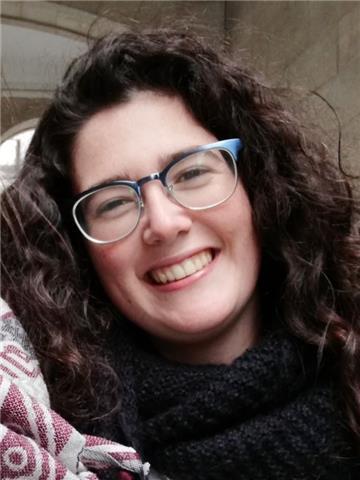 Fisioterapeuta que ofrece clases particulares de biología en valencia