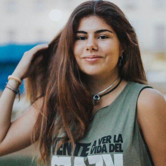 Alumna de gestión y administración pública se ofrece a dar clases personalizadas con preparación de ejercicios