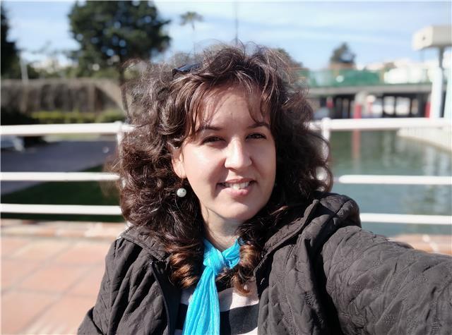 Soy profesora, psicologa. Imparto clases de cualquier asignatura