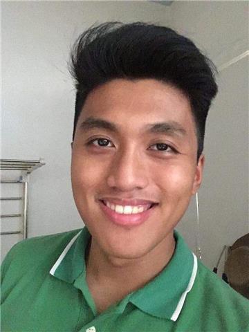 Clases de inglés divertidas y gratificantes para adolescentes y adultos. hablo inglés claro y neutro. también puedo hablar francés y español intermedio. tengo un horario flexible y me adaptaré a tus necesidades. yo vivo en madrid