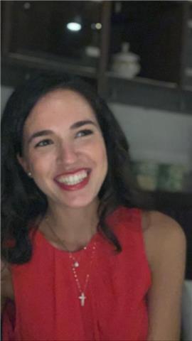 Laureata in biotecnologie, disponibile nell'aiutatare a svolgere compiti incentrati su materie scientifiche